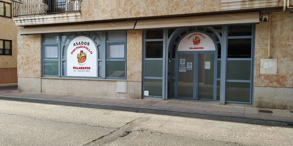 Asador Pim Pam Pollo restaurant in Villamayor
