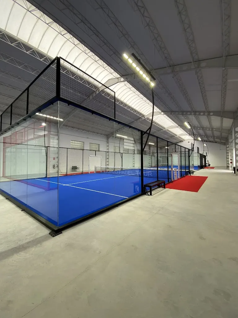 Alberto Marcos_El Canto del Pádel_Villamayor_review