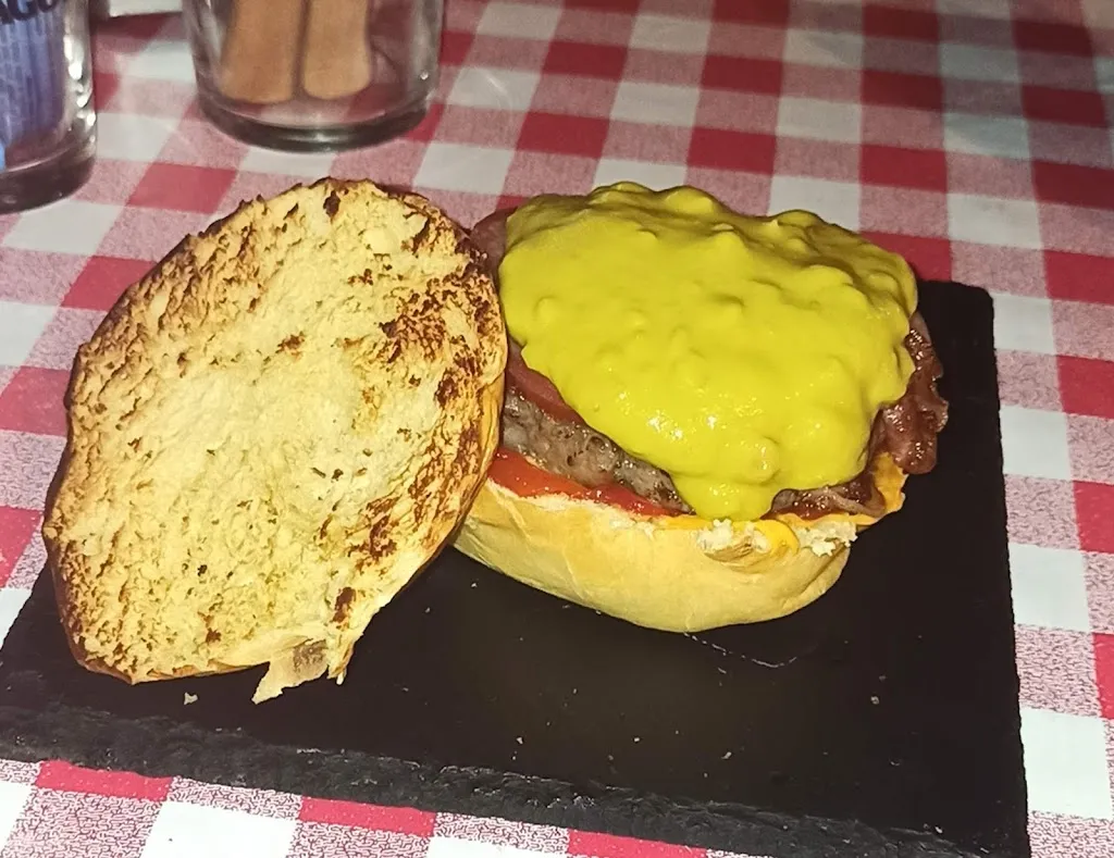 Maria M_De la Sierra_Villanueva del Conde_review