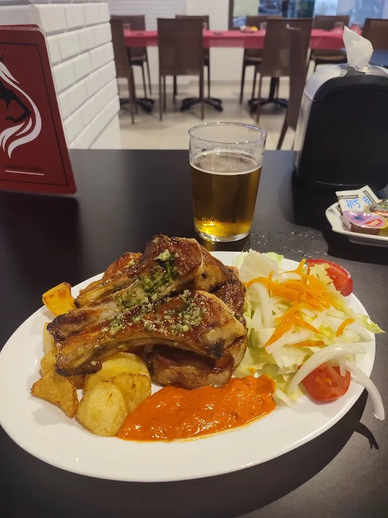 Franco Ricci_La Reina de Villares_Villares de la Reina_recensione