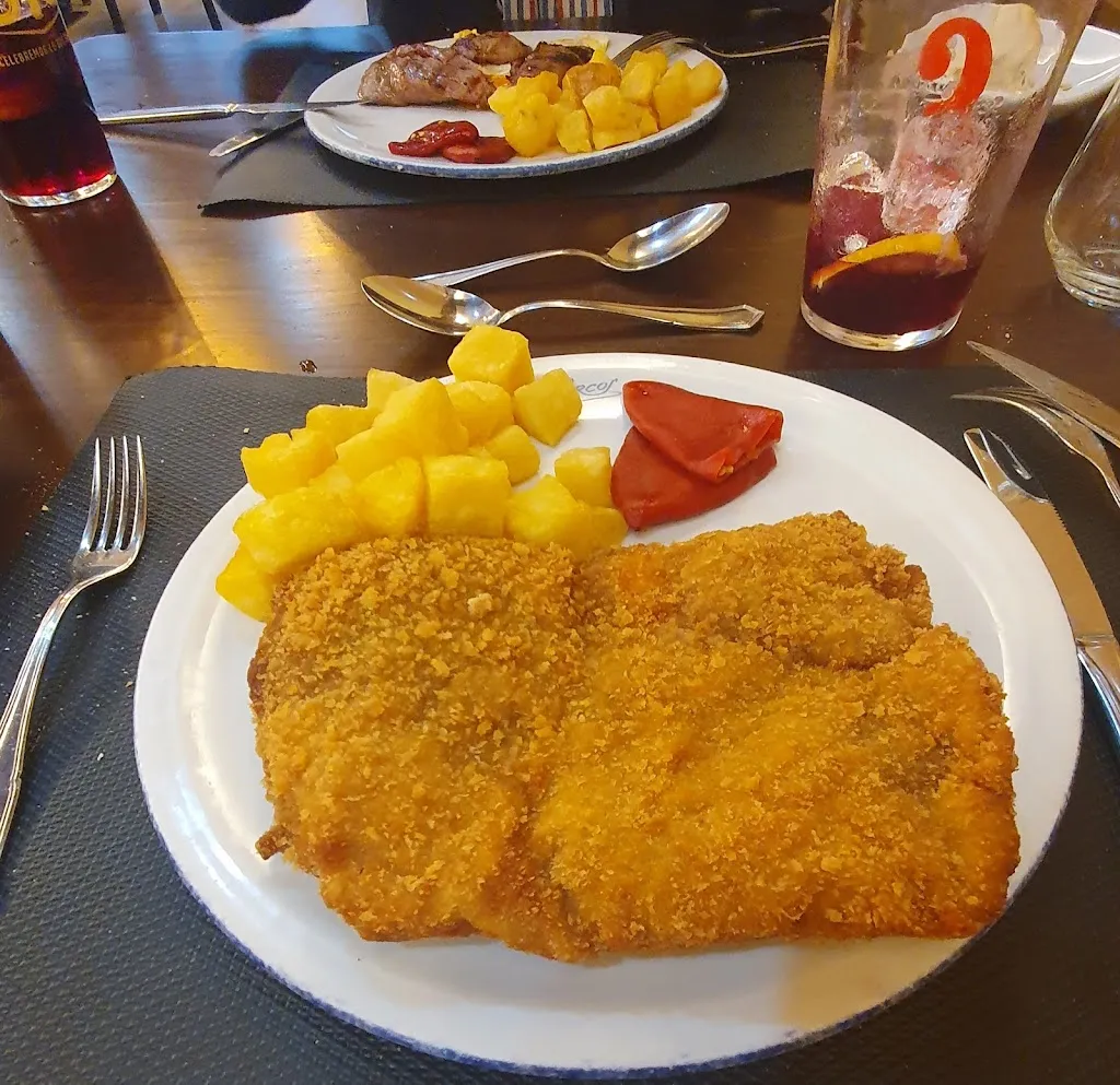 Menü_Restaurante Los Arcos_Villares de la Reina_Bild_7