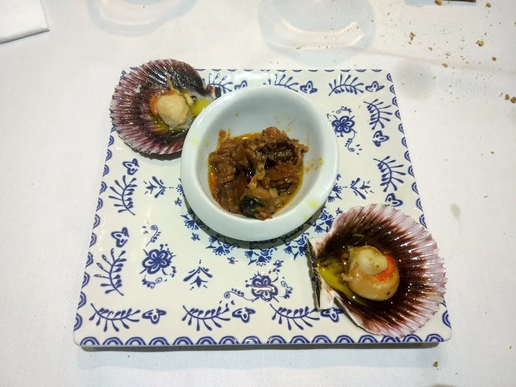 Menu_Café Casino - Bistro - Gin Club // Tapas, Vinos, Copas en Vitigudino. Comer arribes_Villarmuerto_immagine_2