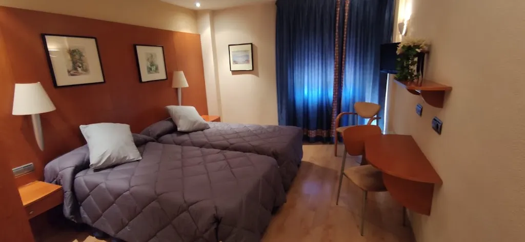 Hotel Restaurante Salvadora_Villena_slider_image_2