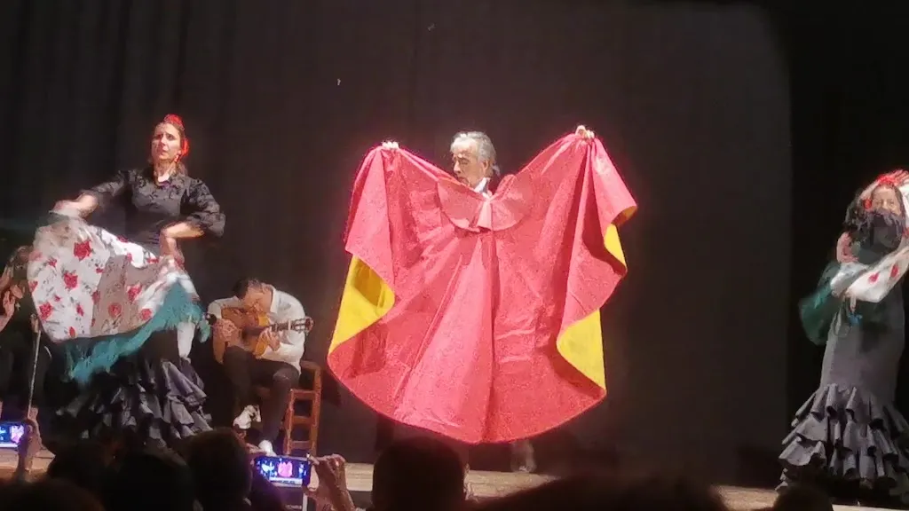 Isidoro Sierra_Centro Social Villoria_Villoría_review