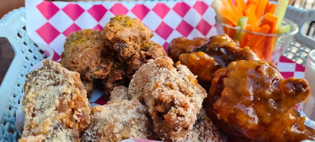 Menu_Queen Wings_Villaflores_image_5