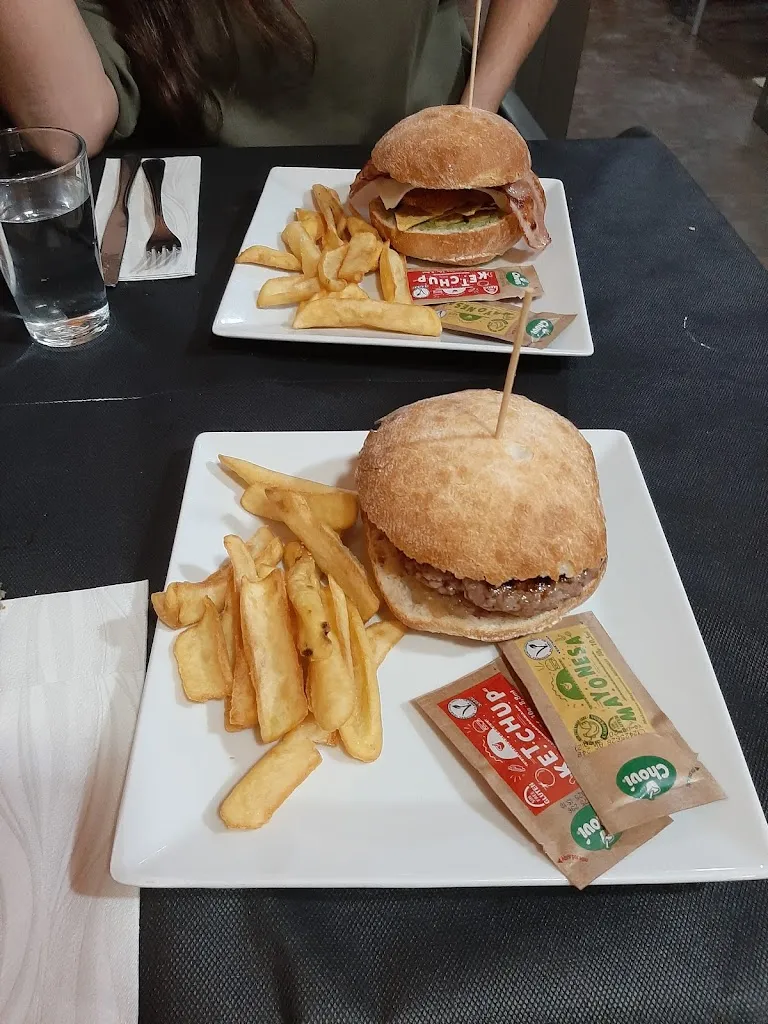 Yasmin Bernabeu_2Pk2 CHURRERIA - BOCATERIA_Villena_review