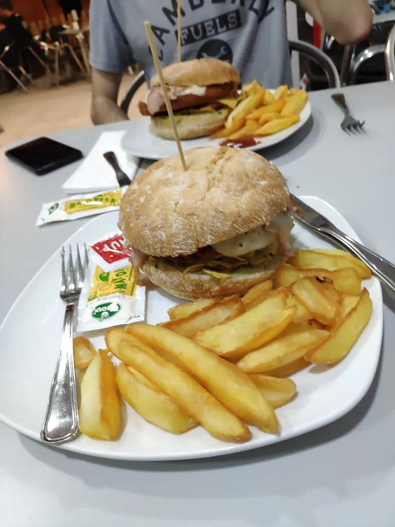 Miguel Gómez_2Pk2 CHURRERIA - BOCATERIA_Villena_review