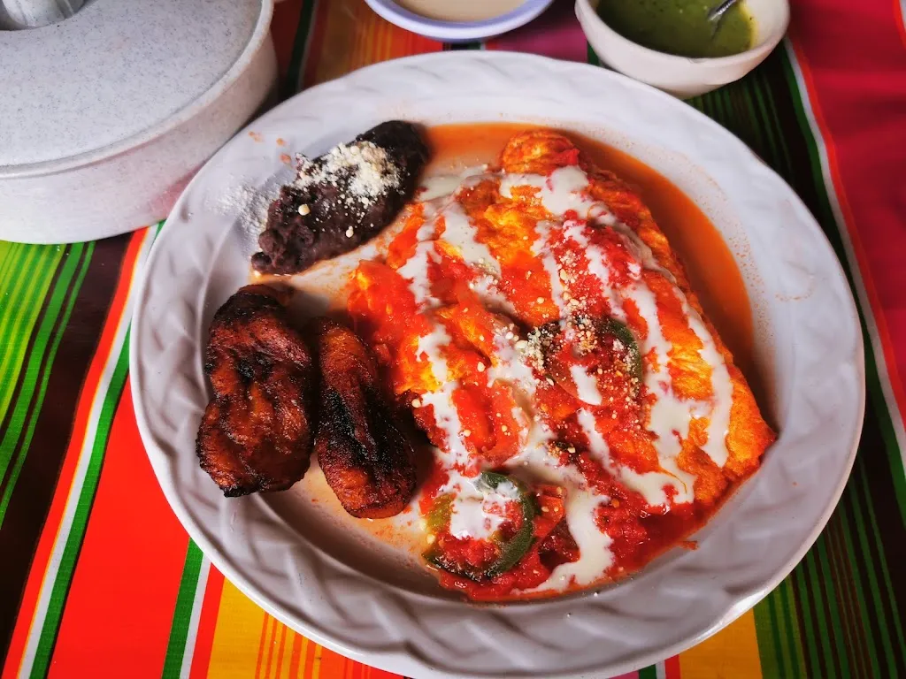 Jorge Martinez_Restaurant Isabela_Villaflores_review