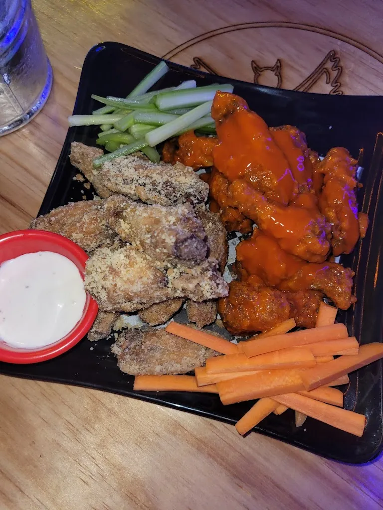 Katarsis Wings_Villaflores_slider_image_2