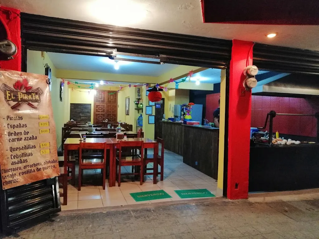 El Pirata restaurant in Villaflores