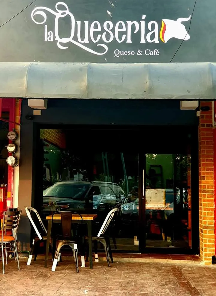 La Quesería Bife-Restaurant_Villaflores_slider_image_1