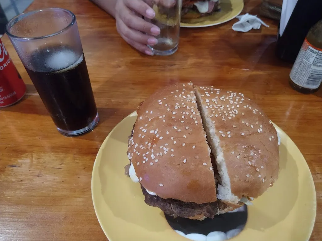 Menu_Villanos burguer_Villaflores_image_4