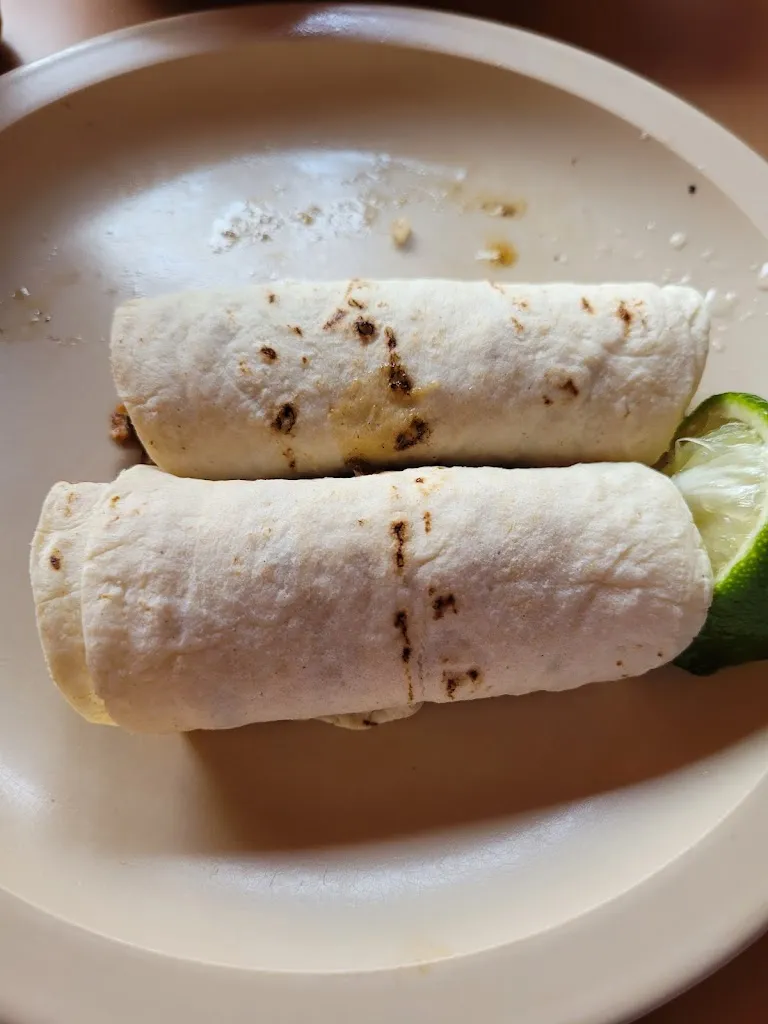 Menu_Tacos y consomé Anita_Villaflores_image_1