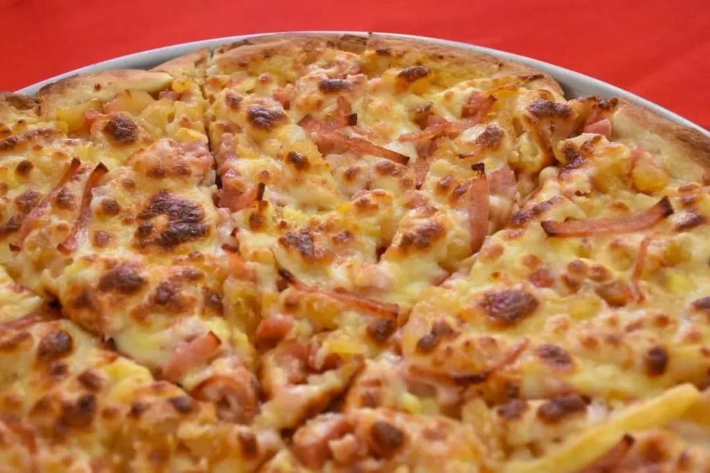 Dely's pizza_Villaflores_slider_image_3