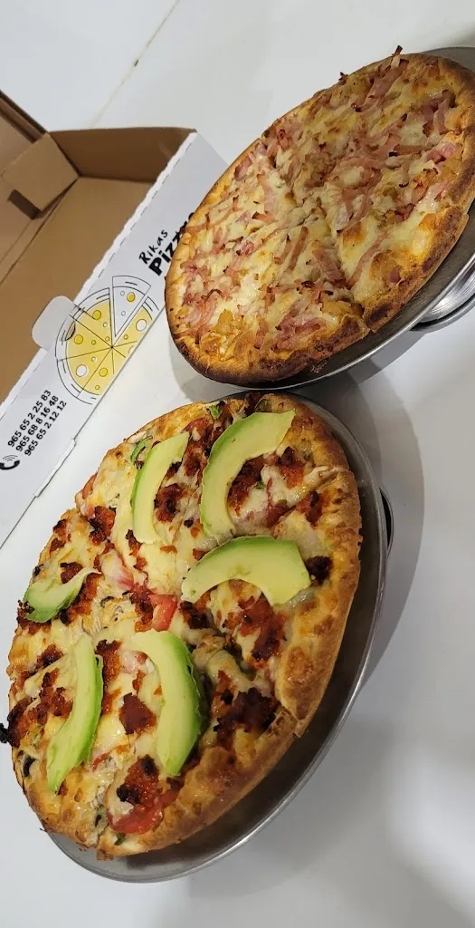 Menu_Rikas Pizzas_Villaflores_image_9