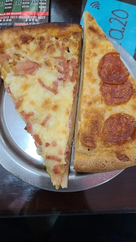 RUBÉN MORENO_Rikas Pizzas_Villaflores_review