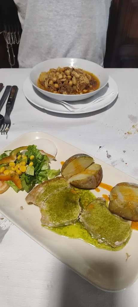 Alistair_Restaurante Alameda_Agulo_review