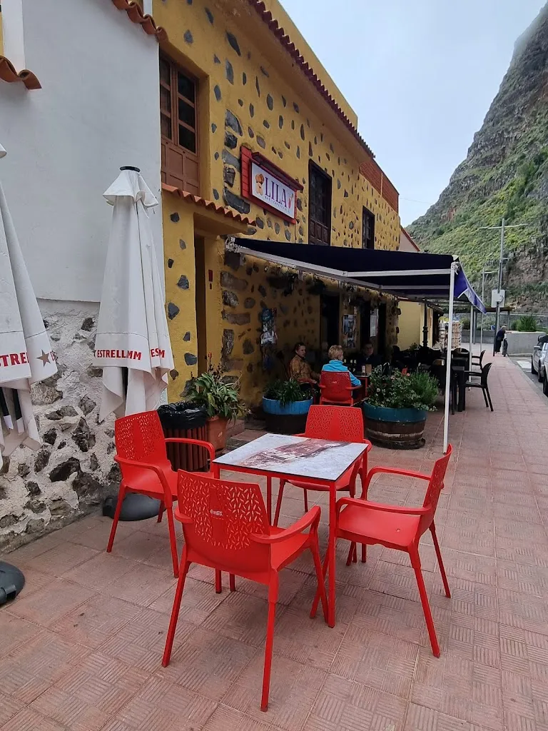 Bar-Zumería Lila restaurant in Agulo