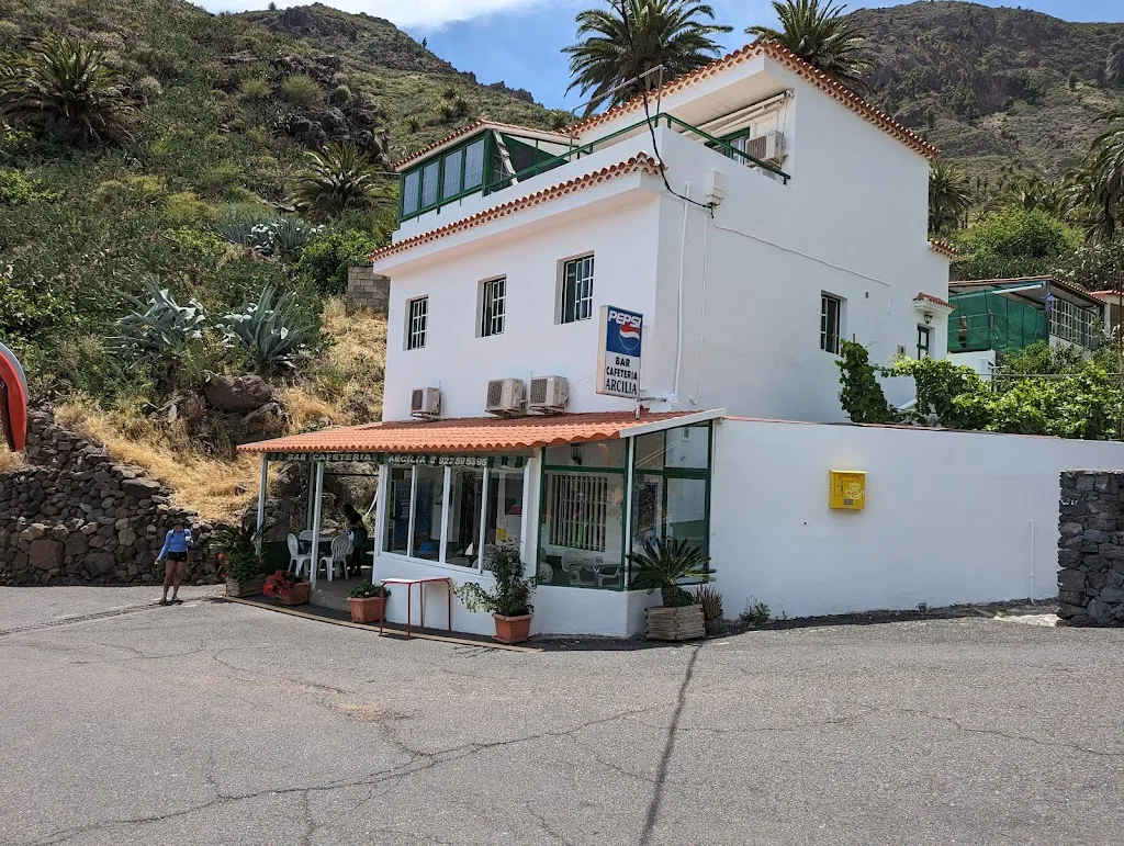 Oliver Speiser_Bar Cafetería Arcilia_Alajeró_recensione