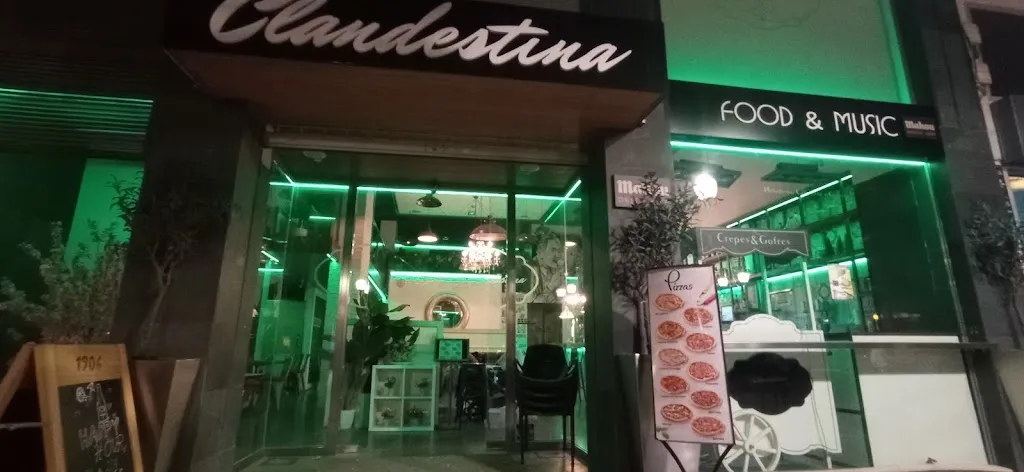 Clandestina BAR RESTAURANTE restaurant in Villena