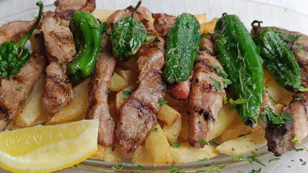 Maciek Matwiejszyn_Guachinche Mirador Los Loros_Arafo_review