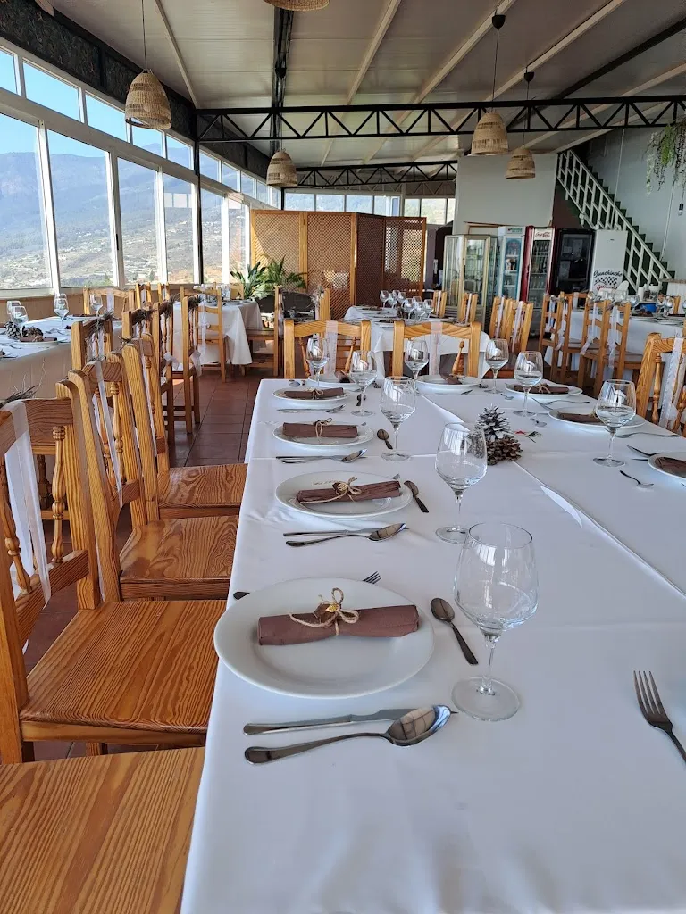 Guachinche Mirador Los Loros_Arafo_slider_image_1