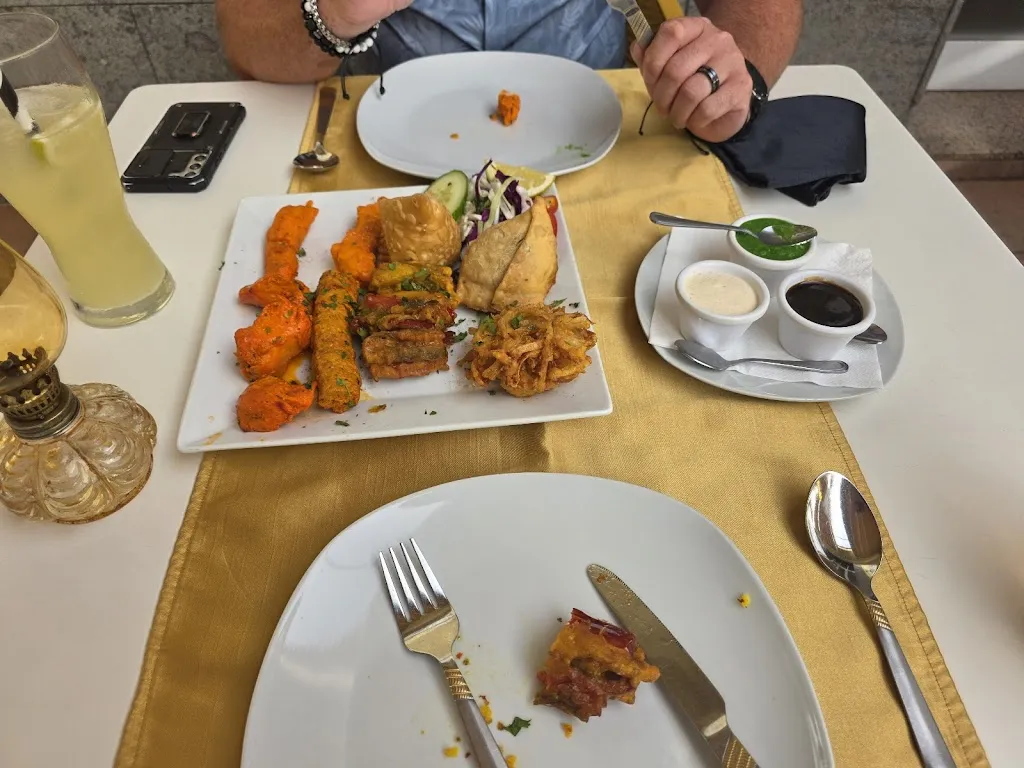 Laura Darley_Delhi Darbar_Adeje_review