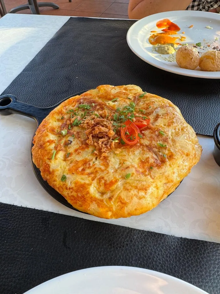 Jessica Atkins_El Horno De Neptuno_Adeje_review