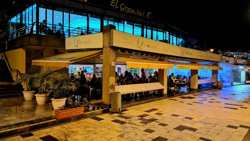 Limoncello restaurant in Adeje