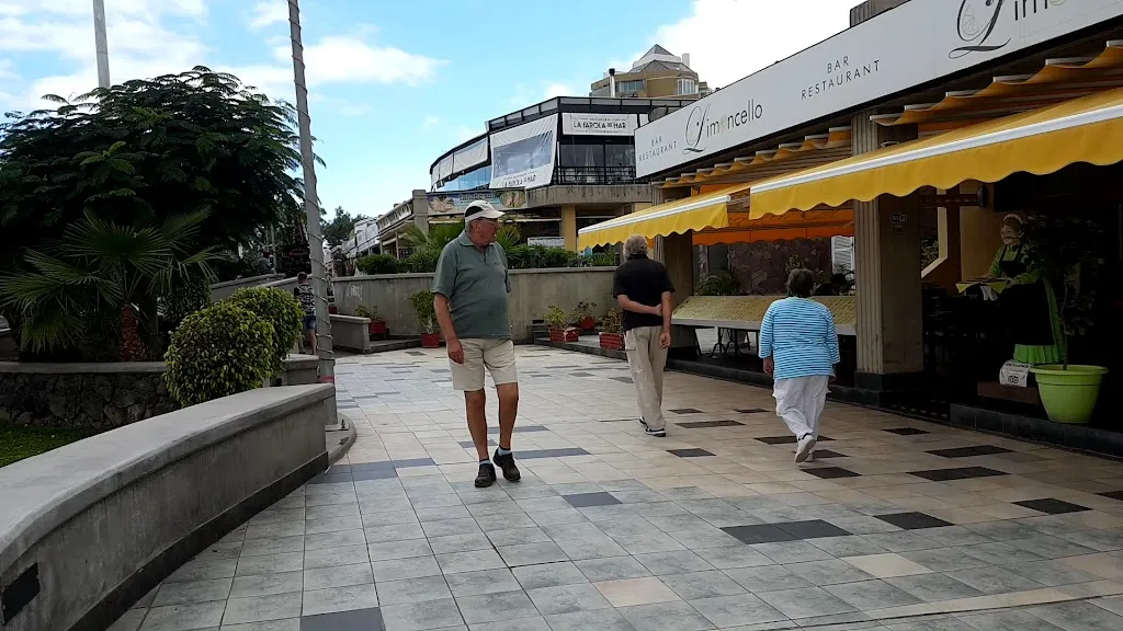 Limoncello_Adeje_slider_image_2