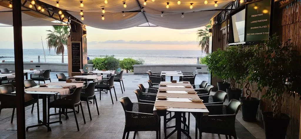 THE SEAHORSE_Adeje_slider_image_1