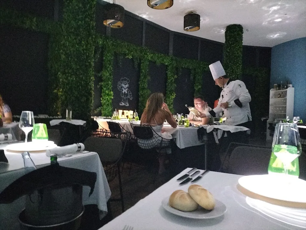 Le Petit Chef - Tenerife restaurant in Adeje
