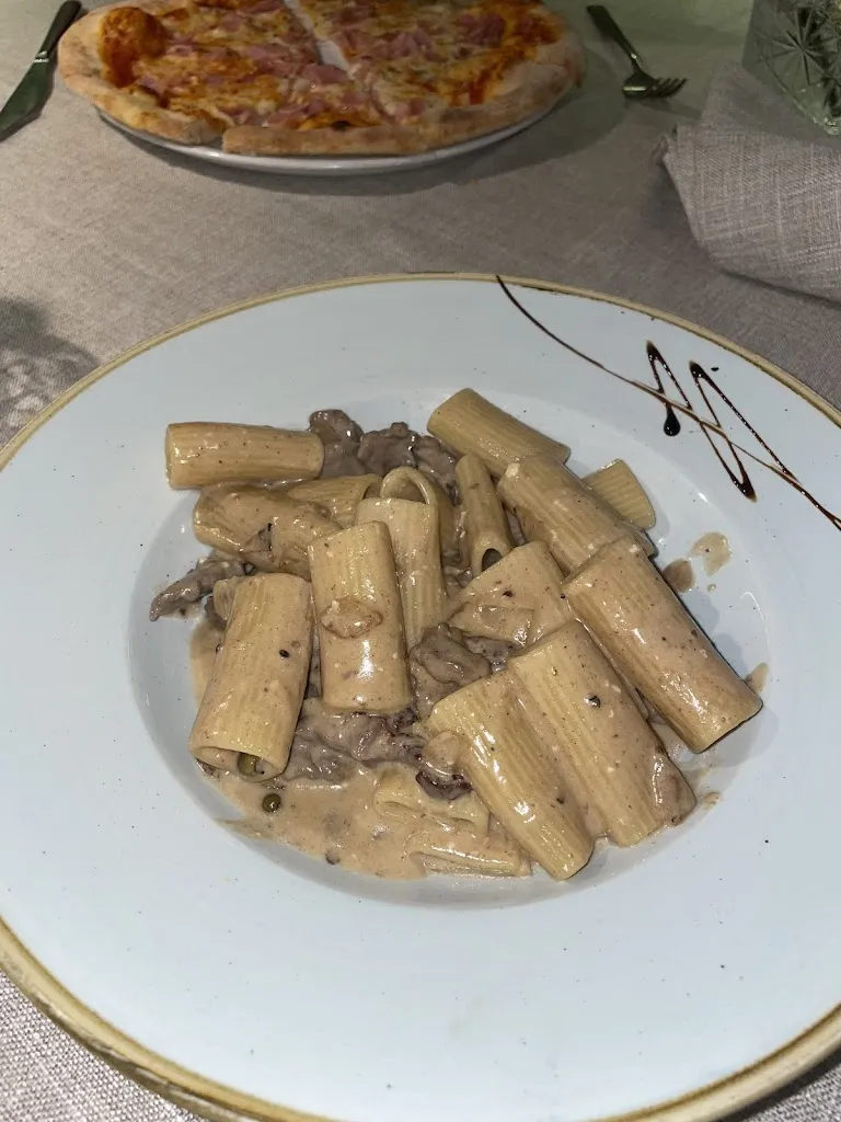 Ruby Harman_Embassy_Adeje_review