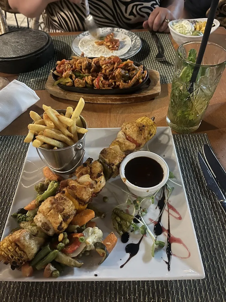 Beth Woolliscroft_Cala Restaurant_Adeje_review