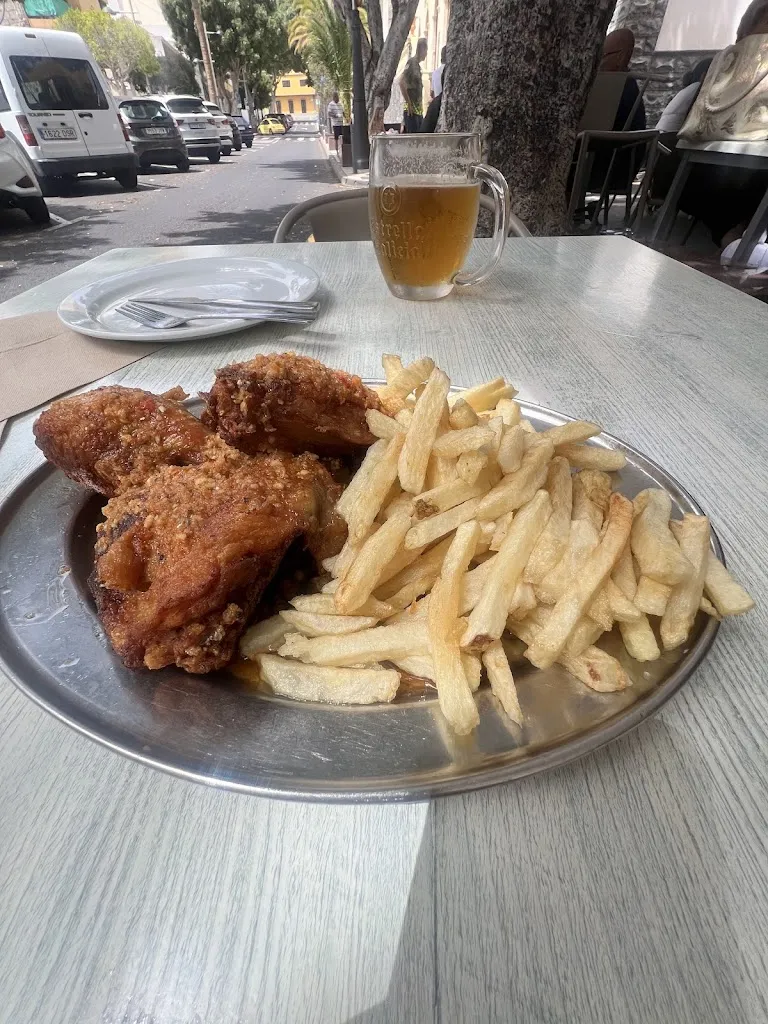 Rob Jones_Restaurante Oasis_Adeje_recensione