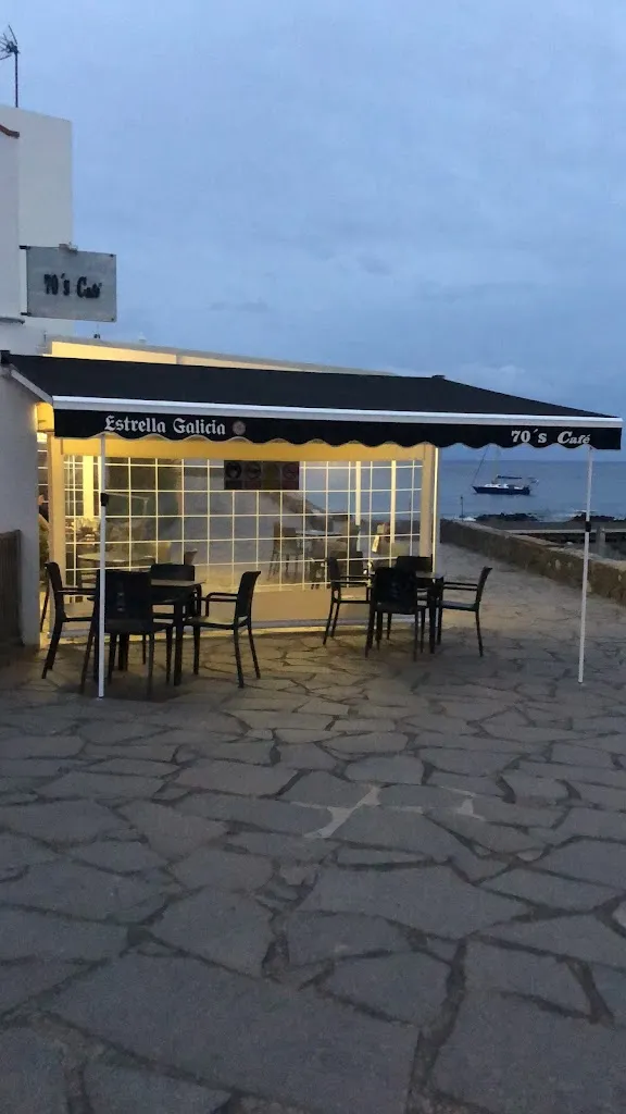 70’s Café Poris SL restaurant in Arico