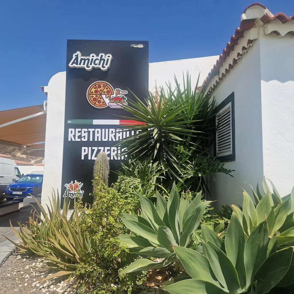 Pizzeria Amichi_Arico_slider_image_3