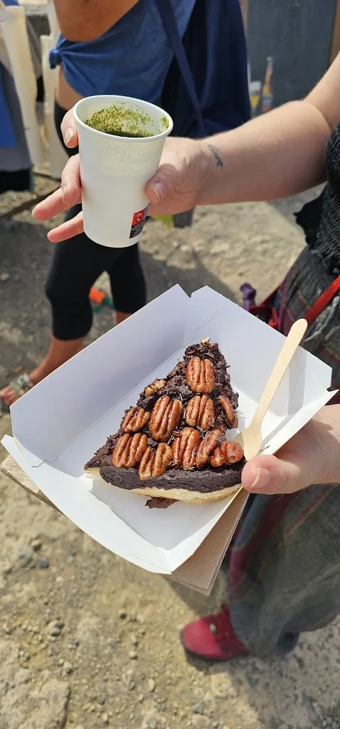 emma greenfield_Vegan Food Truck Tenerife_Arico_review