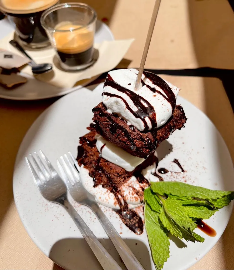 Oliver Charles Glenister_Samelo Veg_Arico_review