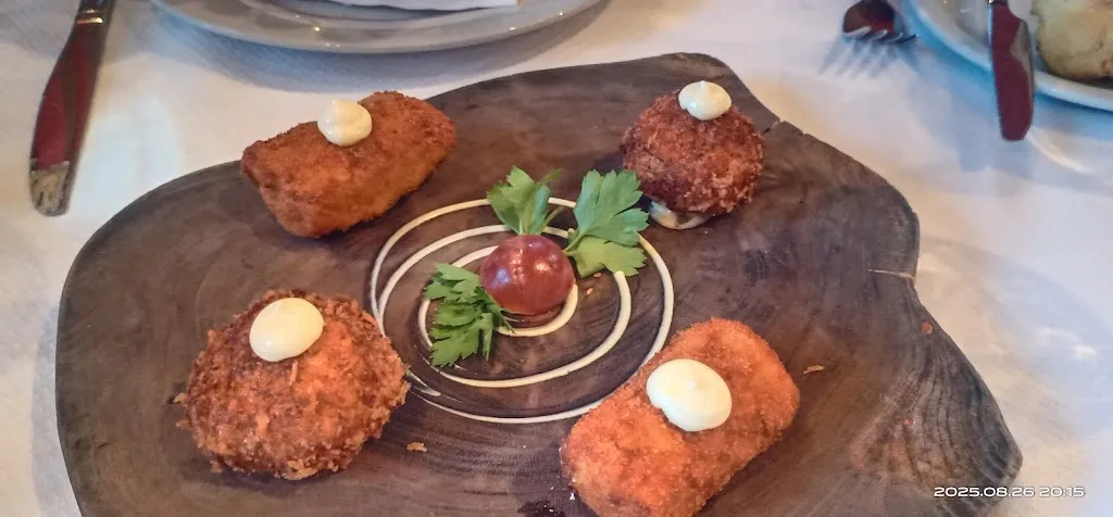 Dinesh Mirpuri _Casa Osmunda_Breña Alta_review