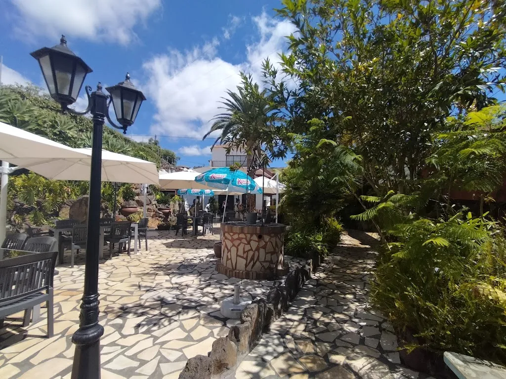 Restaurante El Halcón_Breña Alta_slider_image_3