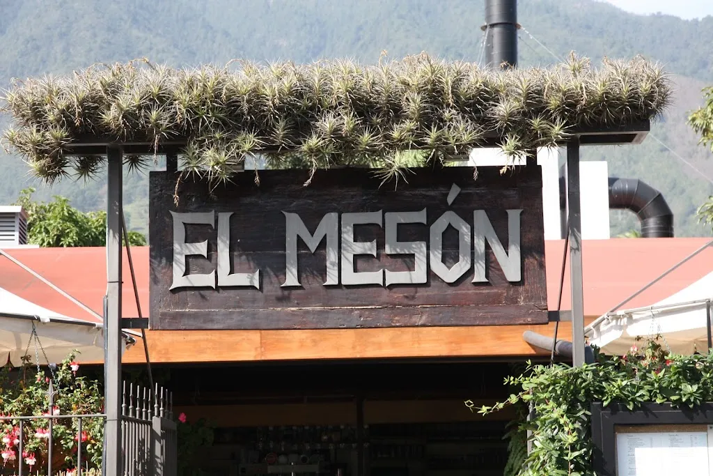 El Mesón_Breña Alta_slider_image_1