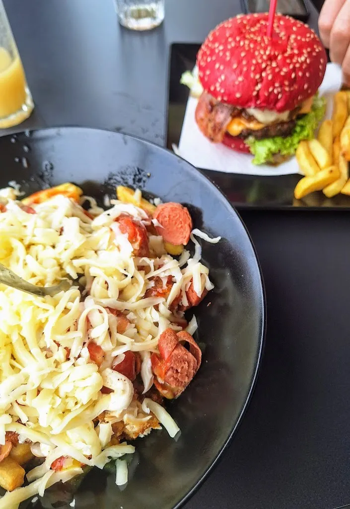 Tatiana Galvan_MI PECADO_Breña Alta_review