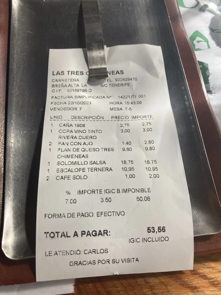 Simone Valiante_Restaurante las Tres Chimeneas_Breña Alta_review