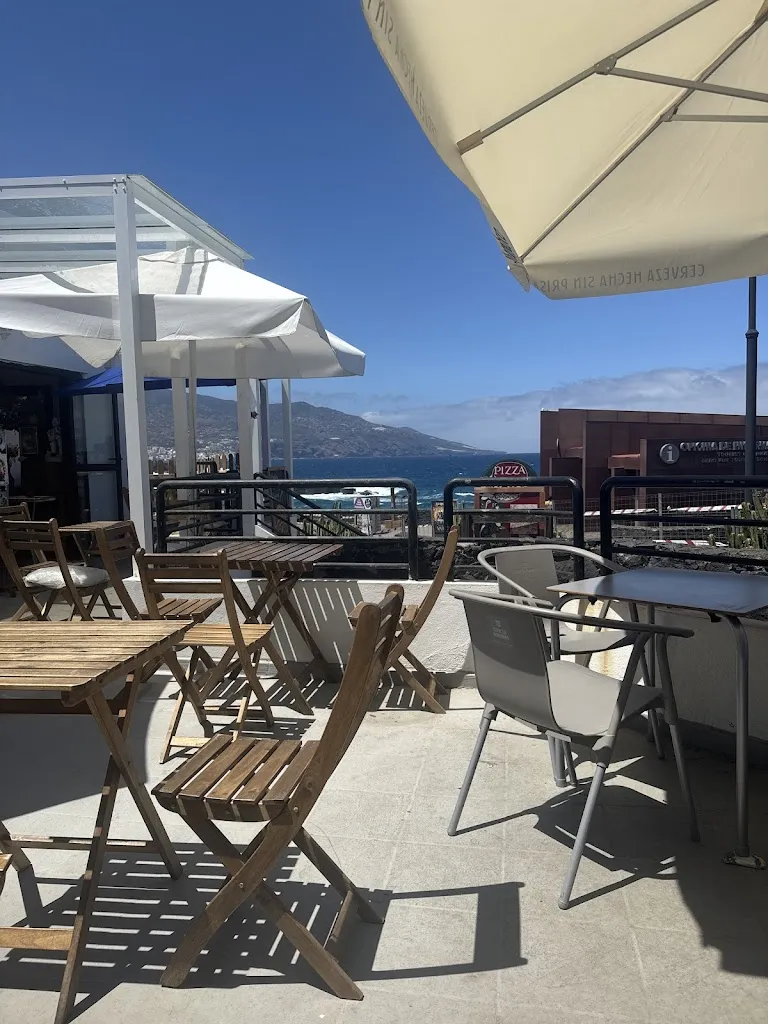 Chichiriviche Restaurant in Breña Alta