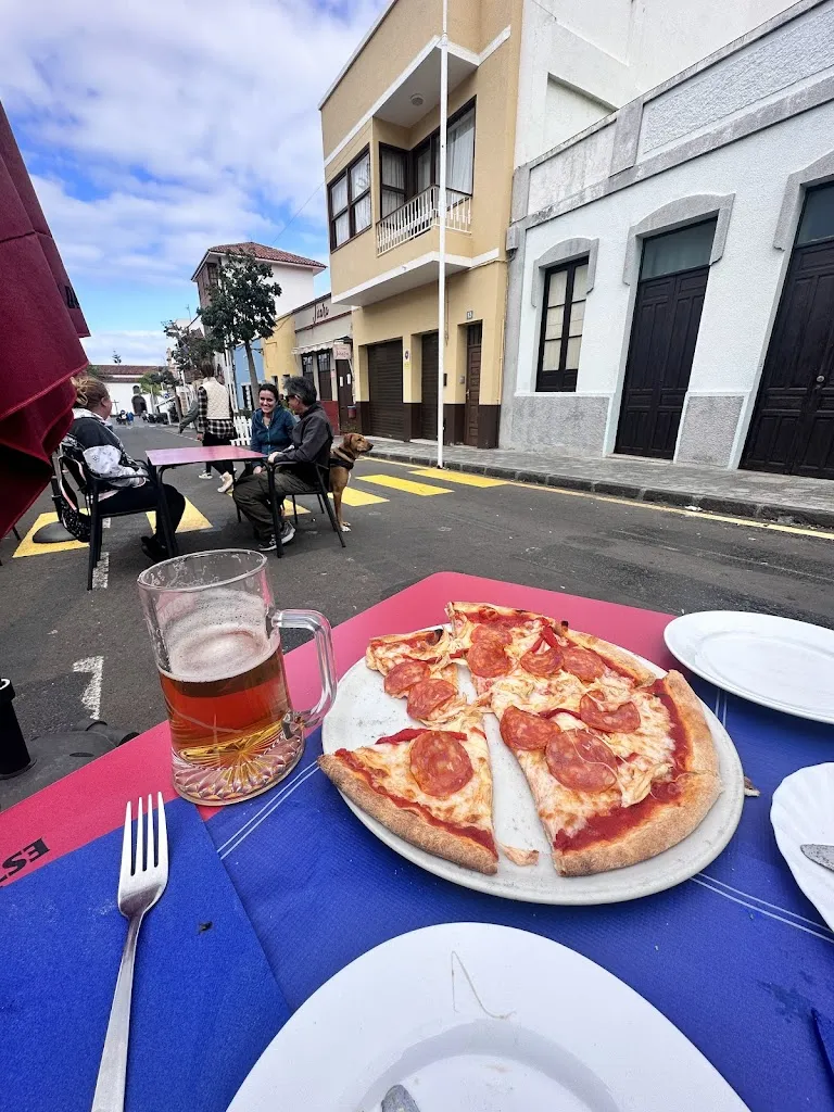 Janno Dreger_Pizzeria Sapori Di Italia_Buenavista del Norte_review