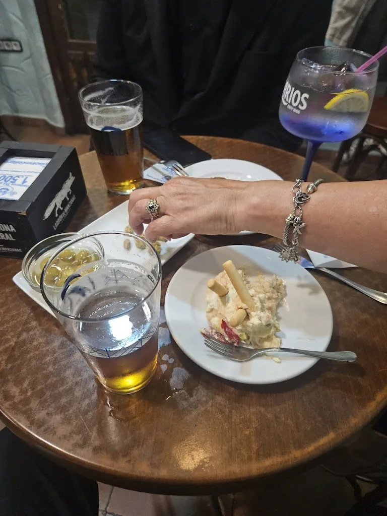 Devin Cole_Taberna Las Sobrinas_Frontera_review