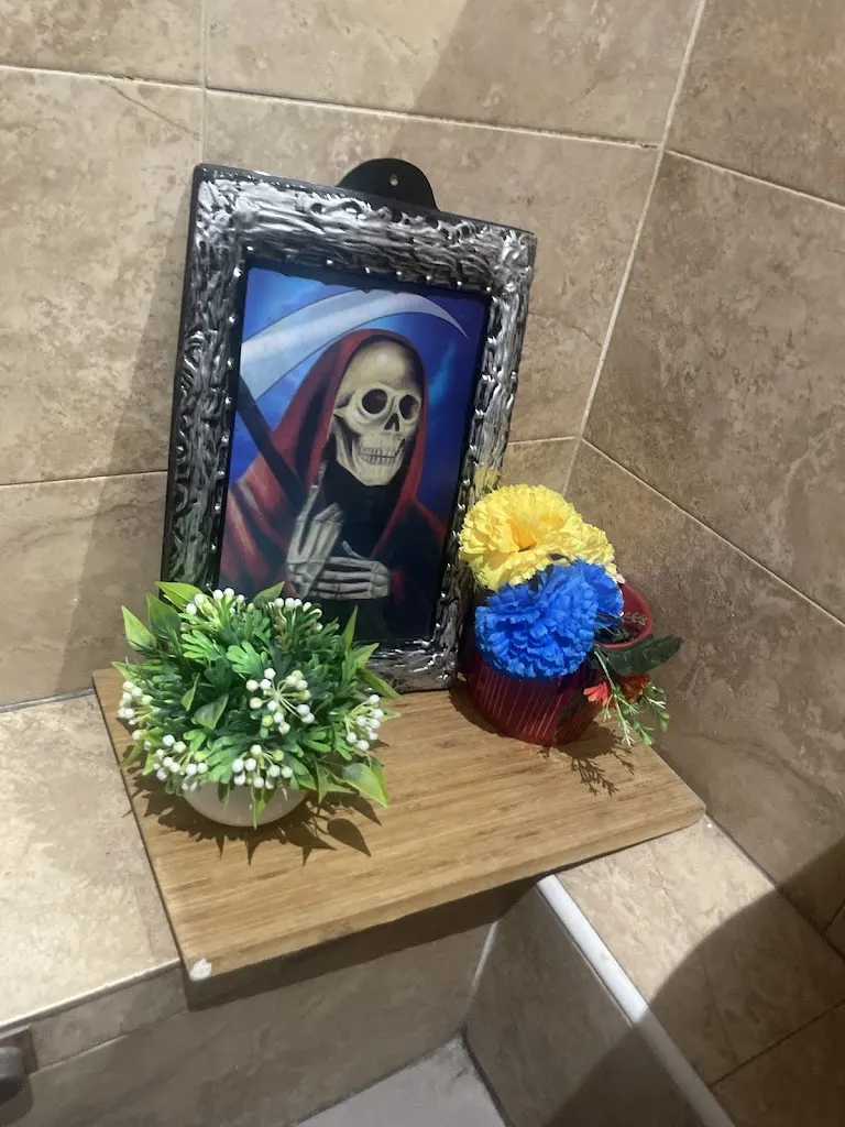 Gabriel Zanatta_El rey de los tacos_Frontera_review