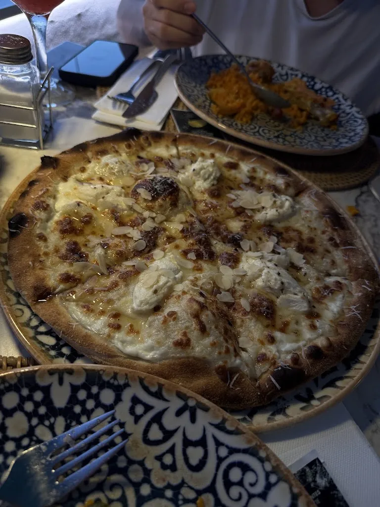 lahay_La Medusa Restaurant • Cocktail • Bar_Arona_review