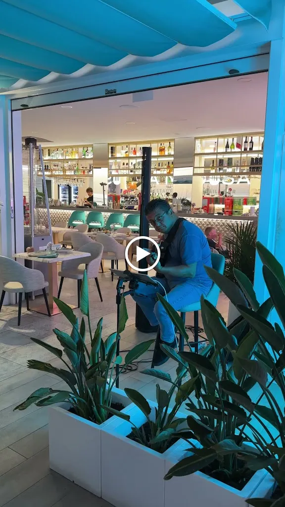 La Medusa Restaurant • Cocktail • Bar_Arona_slider_image_2